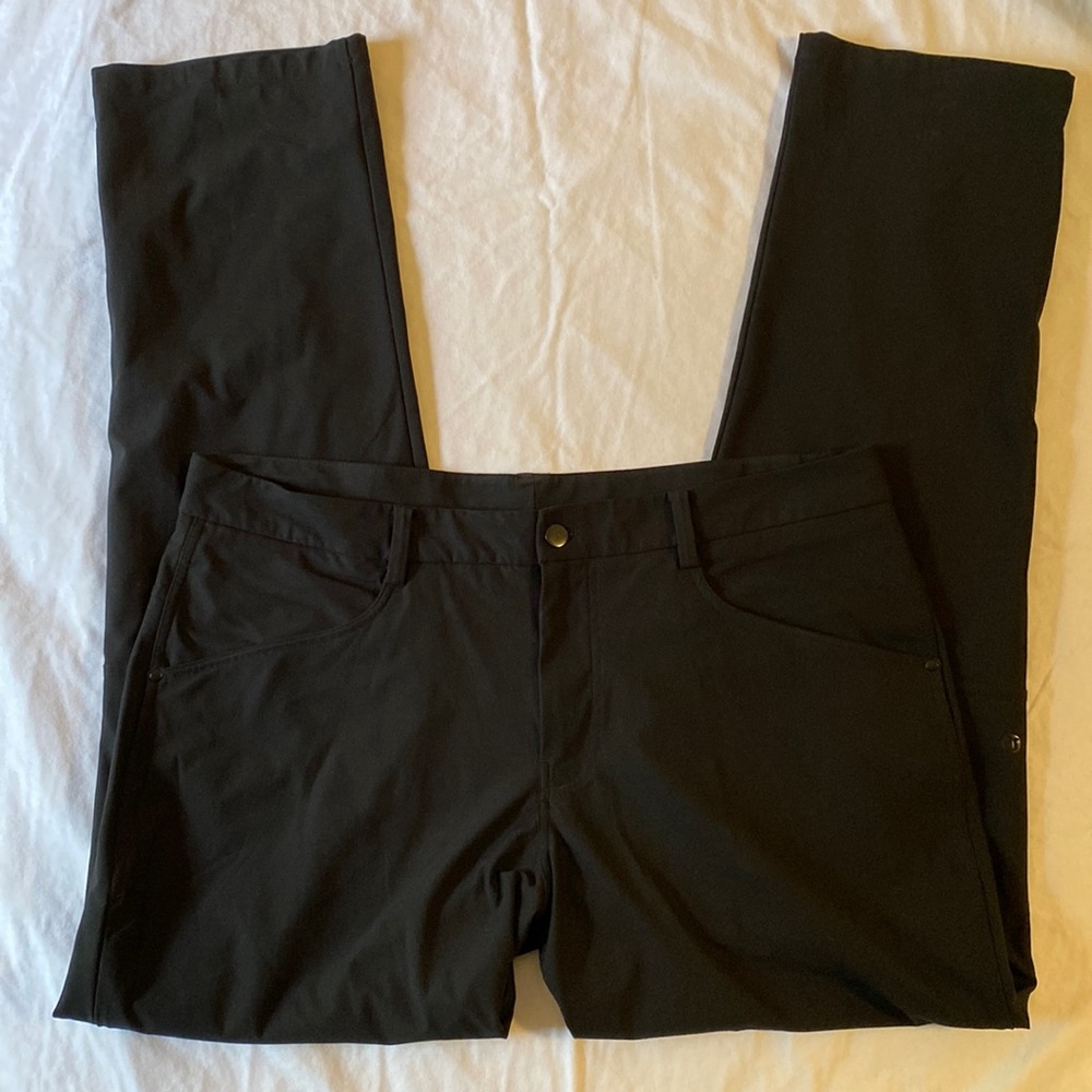 Lululemon ABC Pants - Men’s 40x32 - Black